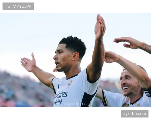 贝林厄姆国家德比表现解析：绝杀巴萨为何成为生涯代表作